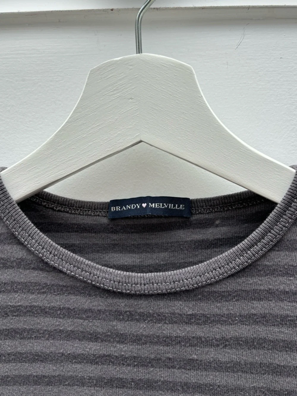 Brandy Melville Gray Striped Short Sleeve Tee - Picture 2 of 2